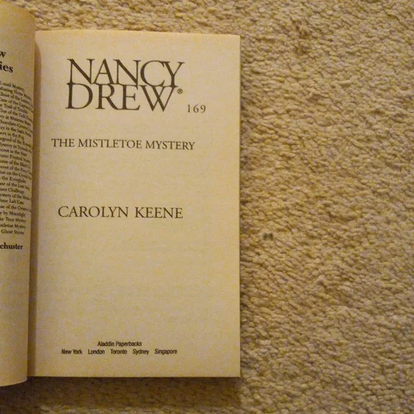 Nancy Drew 169: The Mistletoe Mystery - Picture 4 of 7